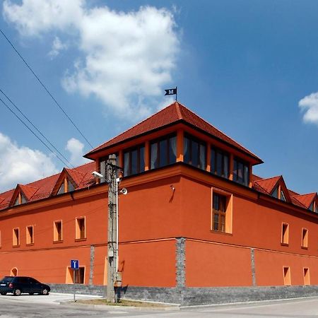 Hotel Majolika Modra Exterior foto