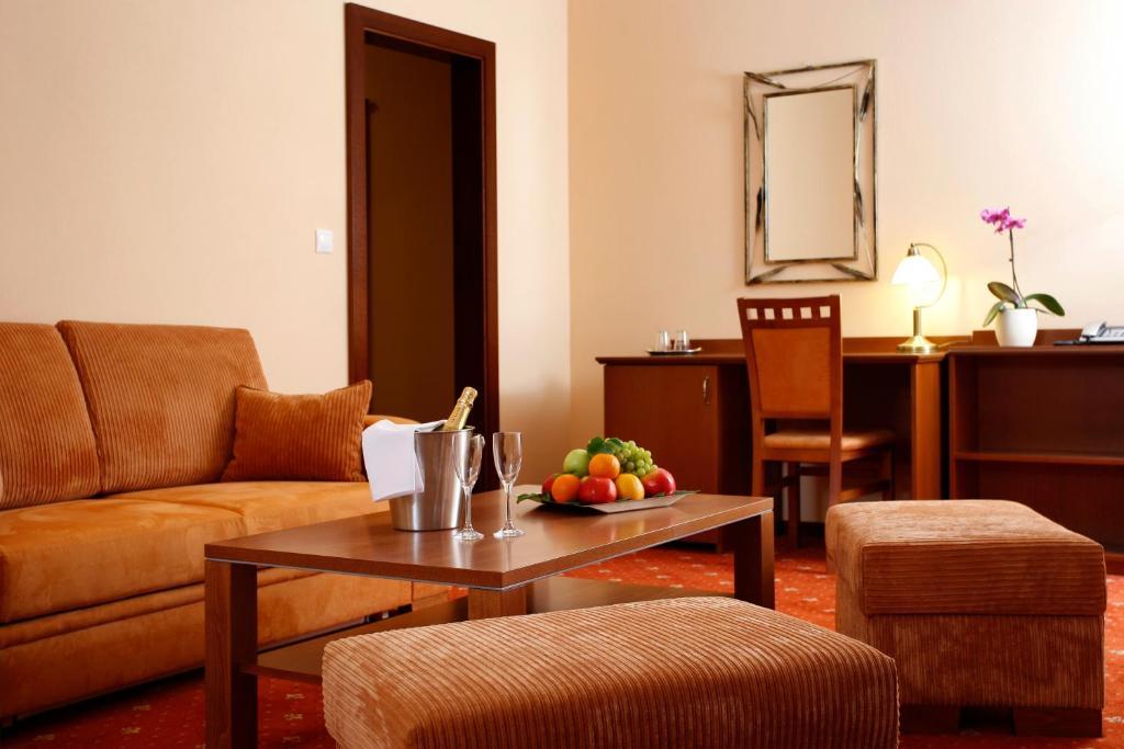 Hotel Majolika Modra Zimmer foto