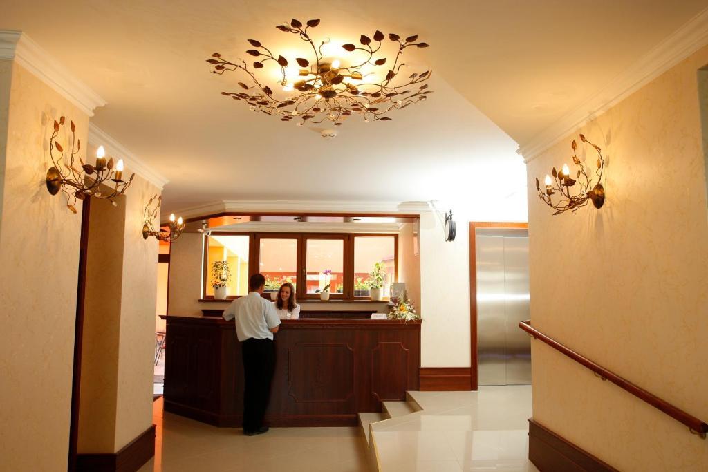 Hotel Majolika Modra Exterior foto